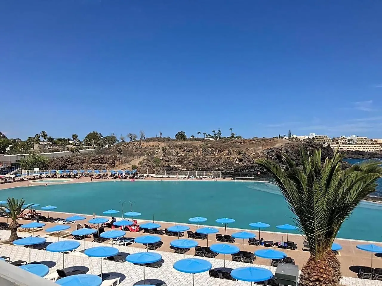 Comfortable Apartment On The 1St Sea Line In The South Of Tenerife 拉斯加莱塔斯