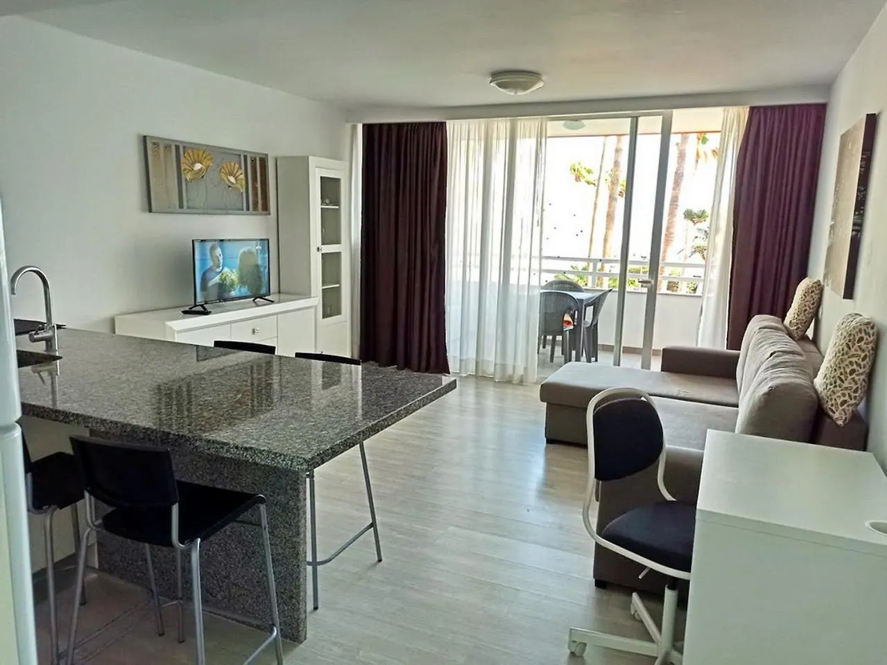 Comfortable Apartment On The 1St Sea Line In The South Of Tenerife Las Galletas Spain