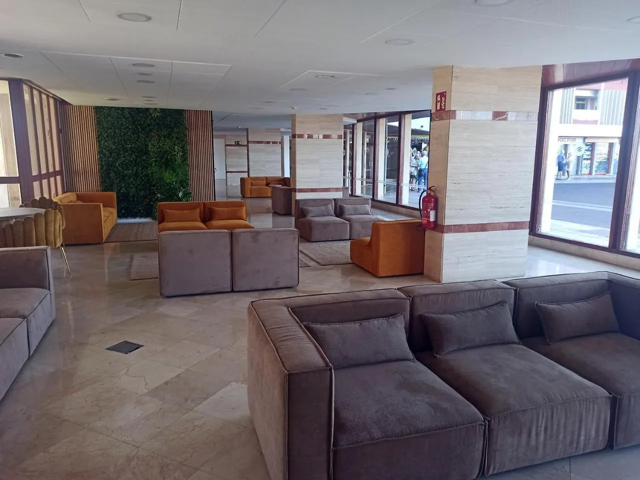 Comfortable Apartment On The 1St Sea Line In The South Of Tenerife Las Galletas
